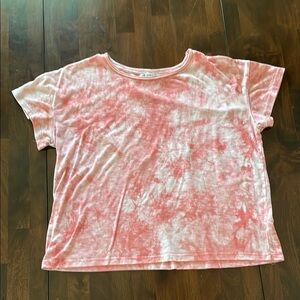 Red and white tye dye t-shirt